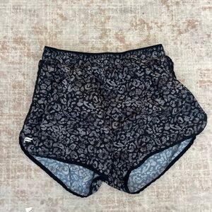 Fabletics Black and Gray Patterned Athletic Shorts